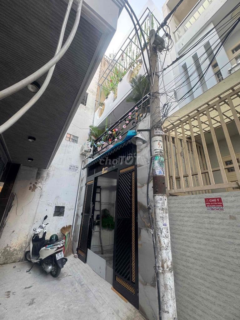 nhà bán phan huy ích F14