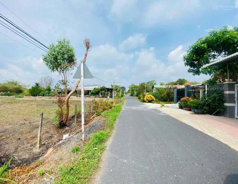 KẸT TIỀN CẦN BÁN GẤP ĐẤT 177M2 PHƯỚC THẠNH CỦ CHI GIÁ 1TỶ225, SHR - Ảnh 2