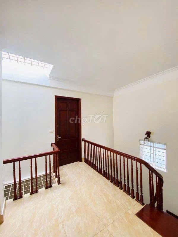 SÁT PHỐ - LÔ GÓC - NGÕ RỘNG THOÁNG - 40M2, 5T, CHO THUÊ 30TR/TH - Ảnh 2