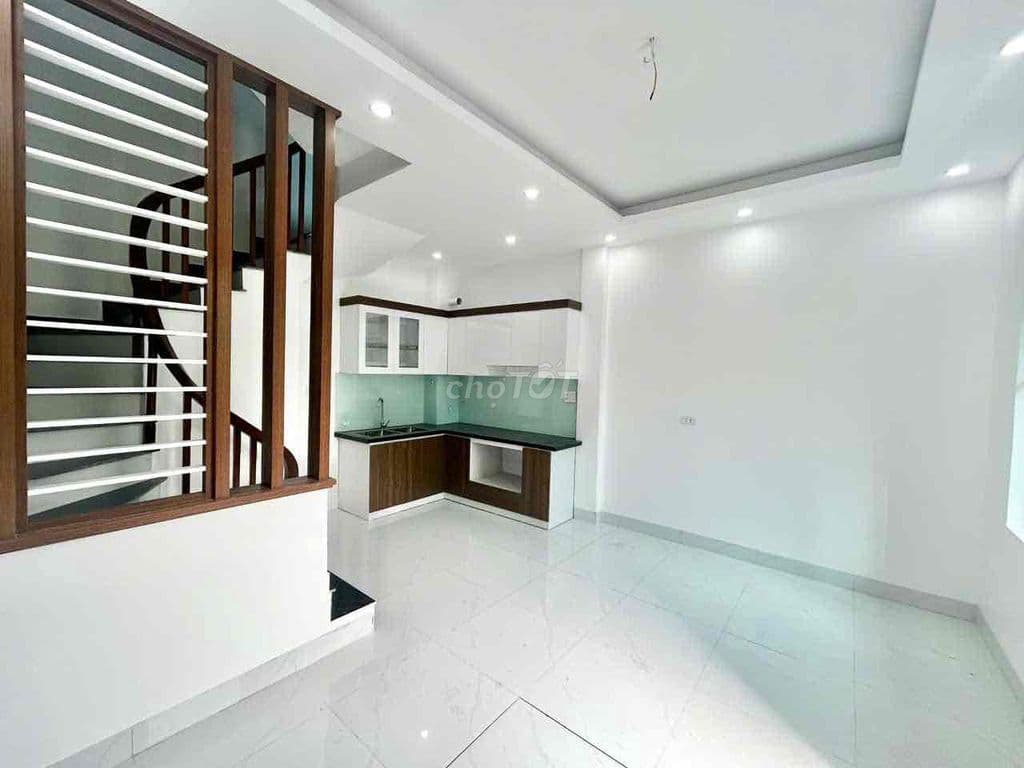 5 Ty 2 ĐÔNG NGẠC - BẮC TỪ LIÊM 5 TẦNG - 3 NGỦ KHÉP KÍN 30m RỘNG 4.5m C - Ảnh 2
