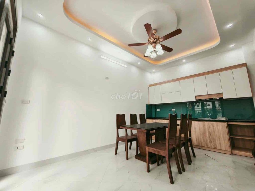 LĨNH NAM NHÀ HIẾM - OTO ĐỖ CỬA - Ảnh 3