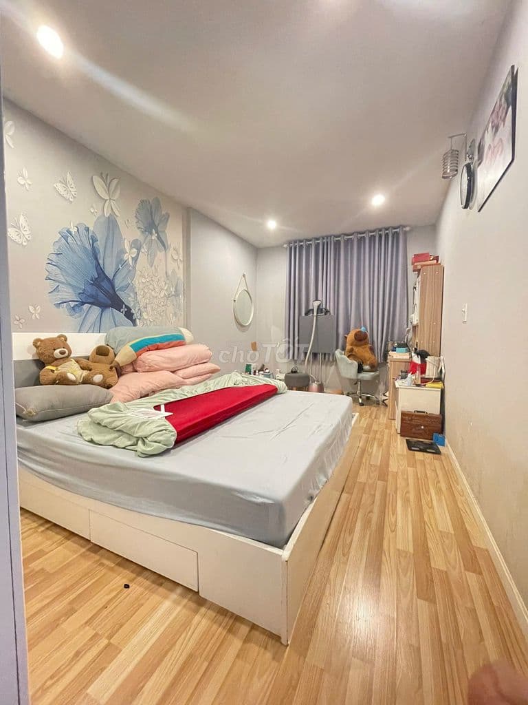 Bán CC City Gate Towers, 2,9 tỷ, 73m2, 2PN, 2WC, view Quận 1 - Ảnh 3