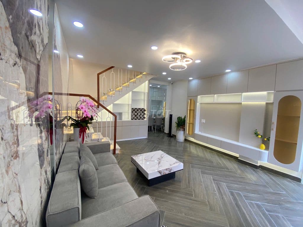 🔥 🔥 Giảm 300 tr còn 5.2 TY 🔥 🔥 💐 NHÀ MỚI HẺM HUỲNH TẤN PHÁT Q7