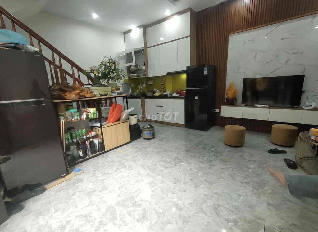 ĐA SỸ - NHÀ MỚI 5 TẦNG - MẶT TIỀN LỚN- NGÕ THÔNG Ô TÔ ĐỖ GIÁ 7 TỶ 85 - Ảnh 2