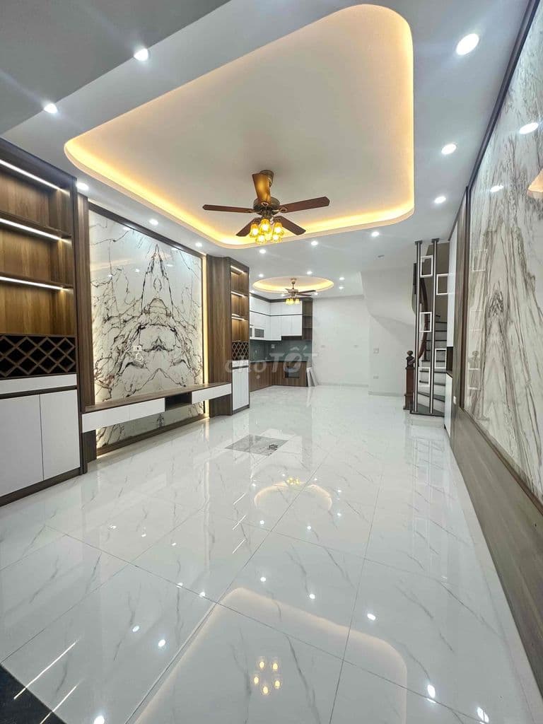 Siêu phẩm Di Trạch 55m2 - Có sân để xe riêng - Ảnh 3