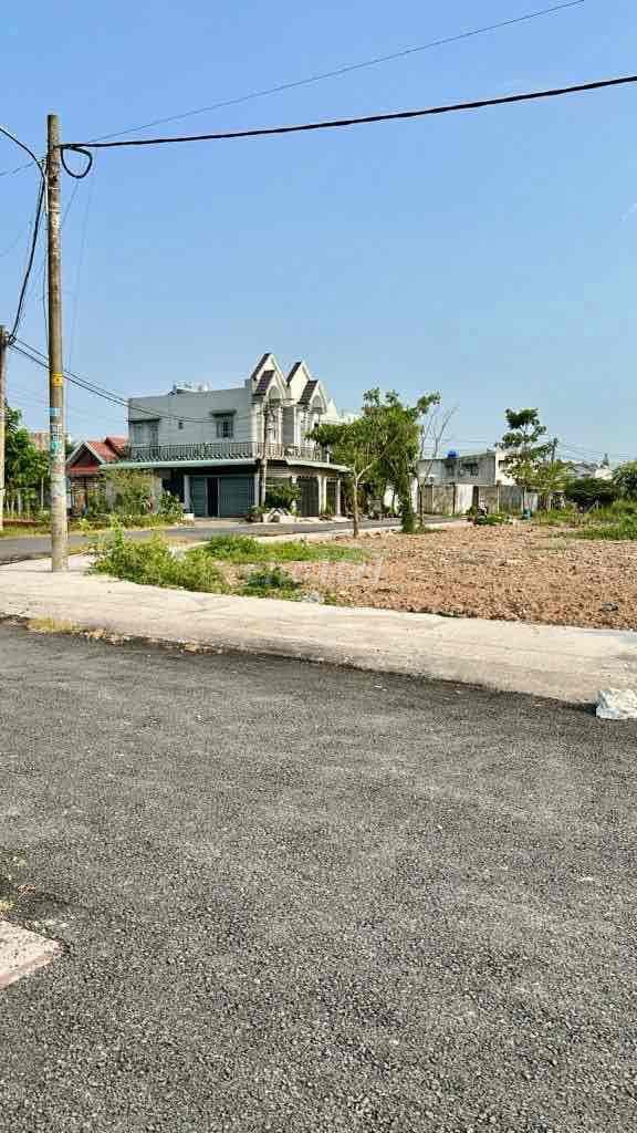 BÁN ĐẤT BÀ ĐIỂM PHAN VĂN HỚN HÓC MÔN GẦN CHỢ 125M CHỈ 3,650 TỶ
