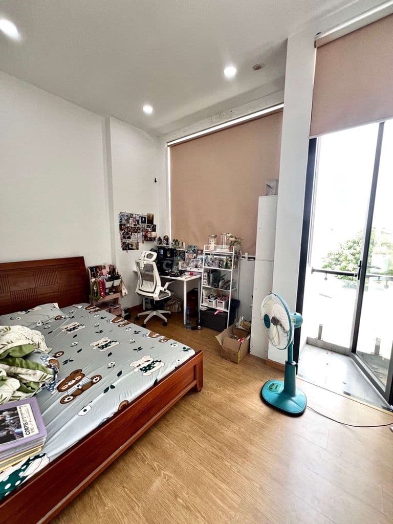 Nhà Mã Lò, 42m², 4x10m, 4 Tầng, 4 PN, Hẻm xe hơi, giá chỉ 4 Tỷ - Ảnh 2