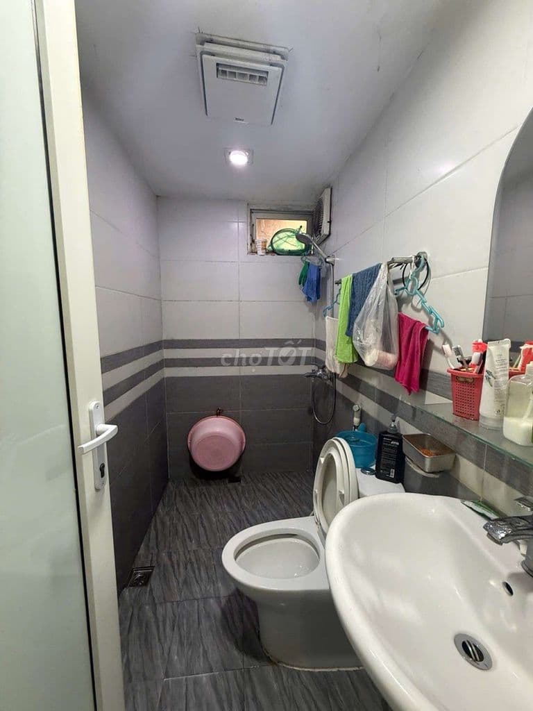 Bán chung cư 5 tỷ còn bớt - 65m² - 2 ngủ - Ảnh 2