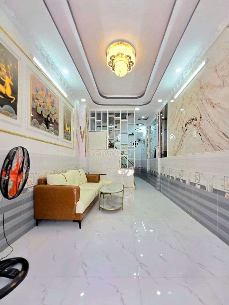 nhà sổ hồng hẻm xe hơi 8m 2 lầu 4pn kế Phú Mỹ Hưng quận 7 2.85 tỷ