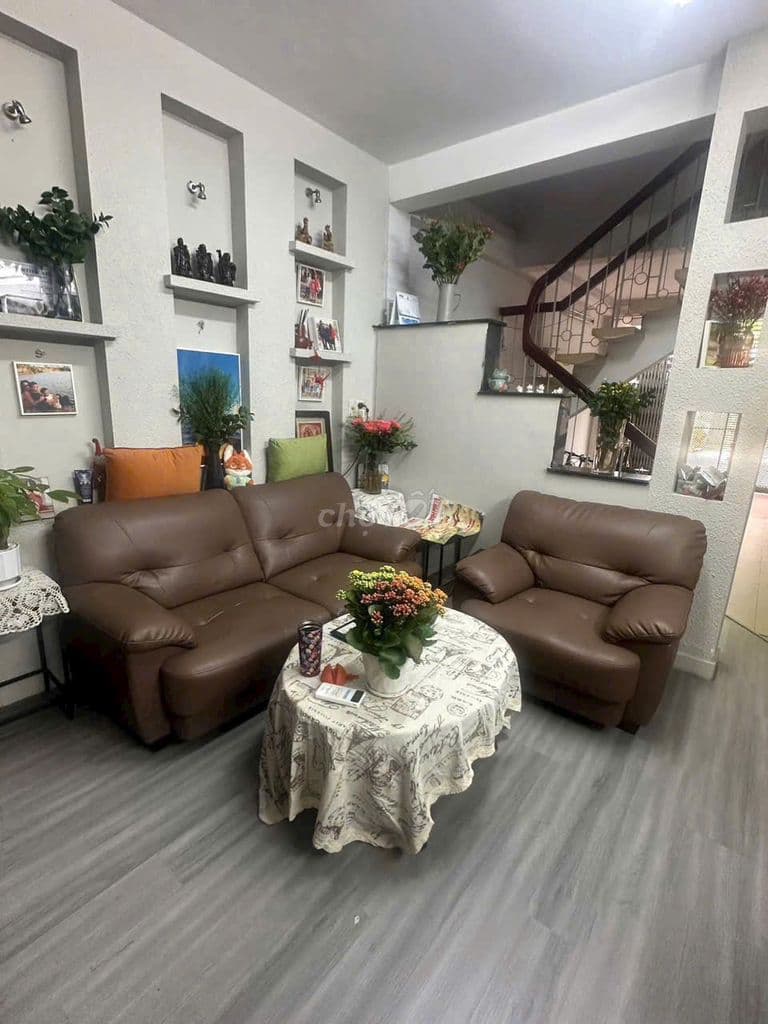 Bán gấp mặt tiền Chu Văn An Bình Thạnh 4x18m 3 Tầng có vỉa hè 15.3 tỷ - Ảnh 2