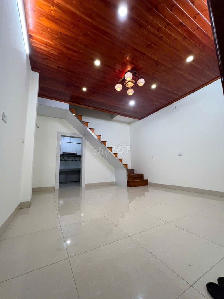 BÁN NHÀ THỌ AM - THANH TRÌ - 38M2 X 4 TẦNG - GIÁ 4.5 TỶ - Ảnh 2