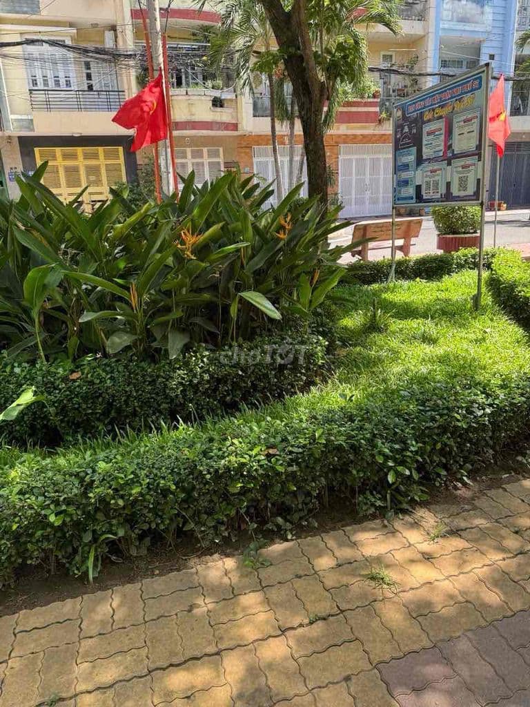 Nhà MT nội bộ khu Cao Lỗ ngay siêu thị EON - Ảnh 2