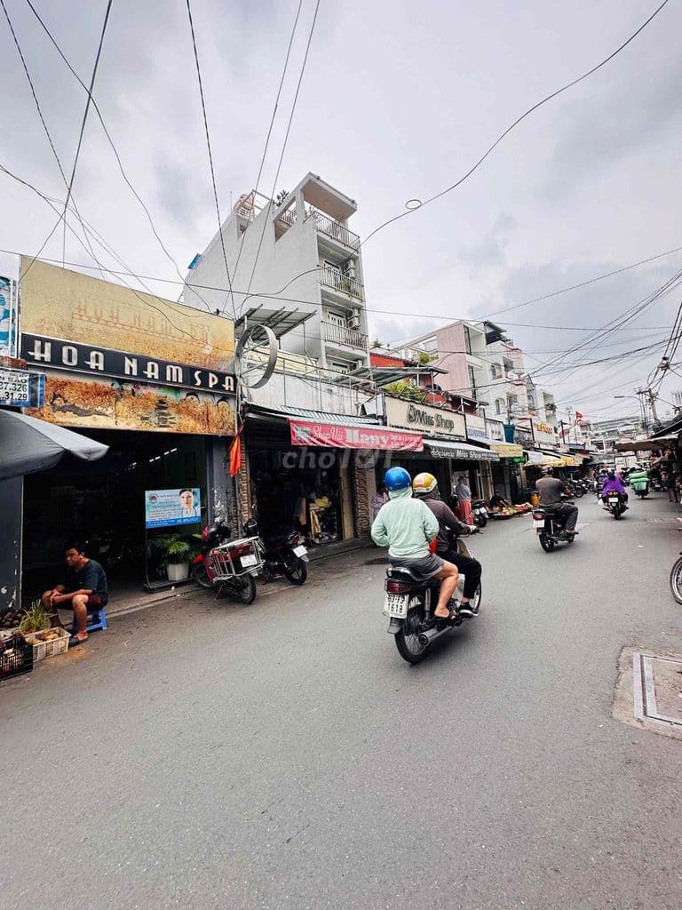 Chính chủ bán Trần Hữu Trang 6.5 x 38m xây mới được hầm 8 lâu - Ảnh 2