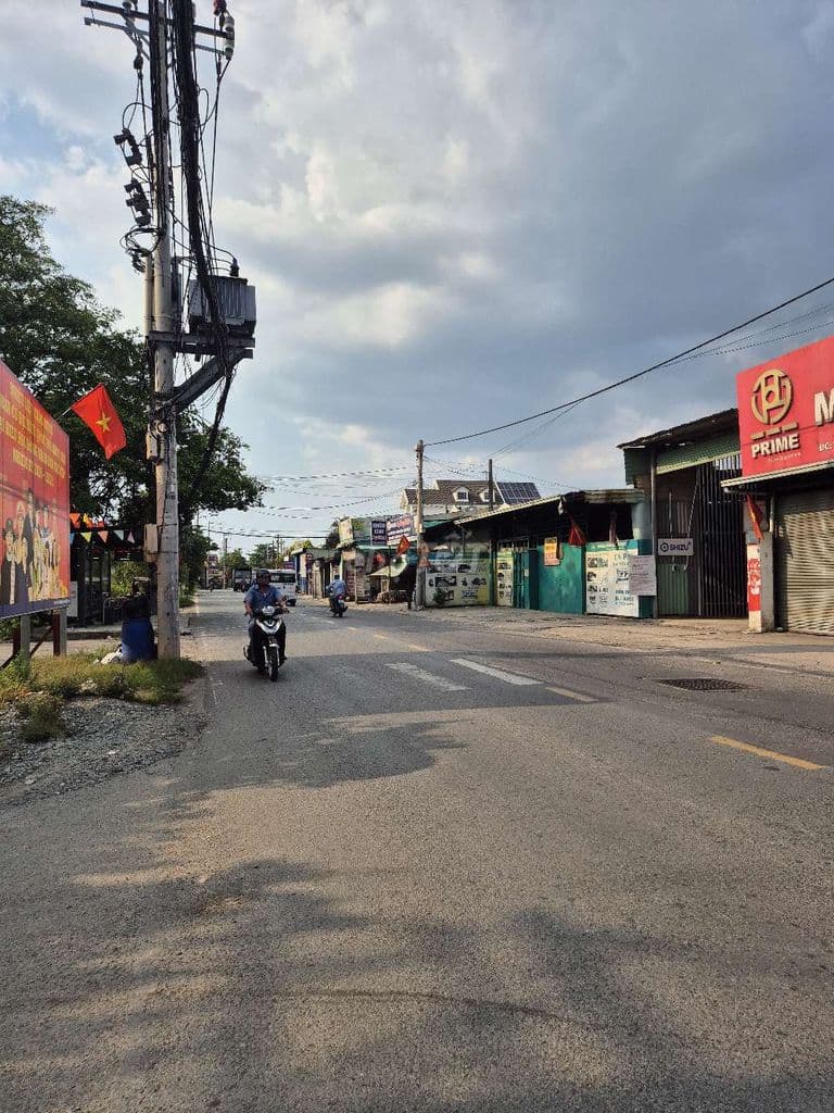 Bán Đất 1/Nhị Bình 2. Tổng gần 1900m thổ cư,đường oto tới đất