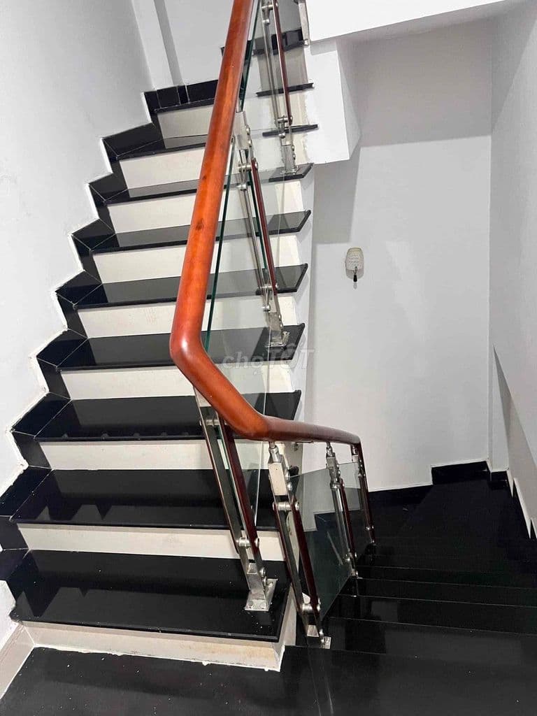 GẤP BÁN TRONG TUẦN 3 TẦNG OTO ĐỖ CỬA 56M2 - 5 TỈ 7 THƯƠNG LƯỢNG - Ảnh 3