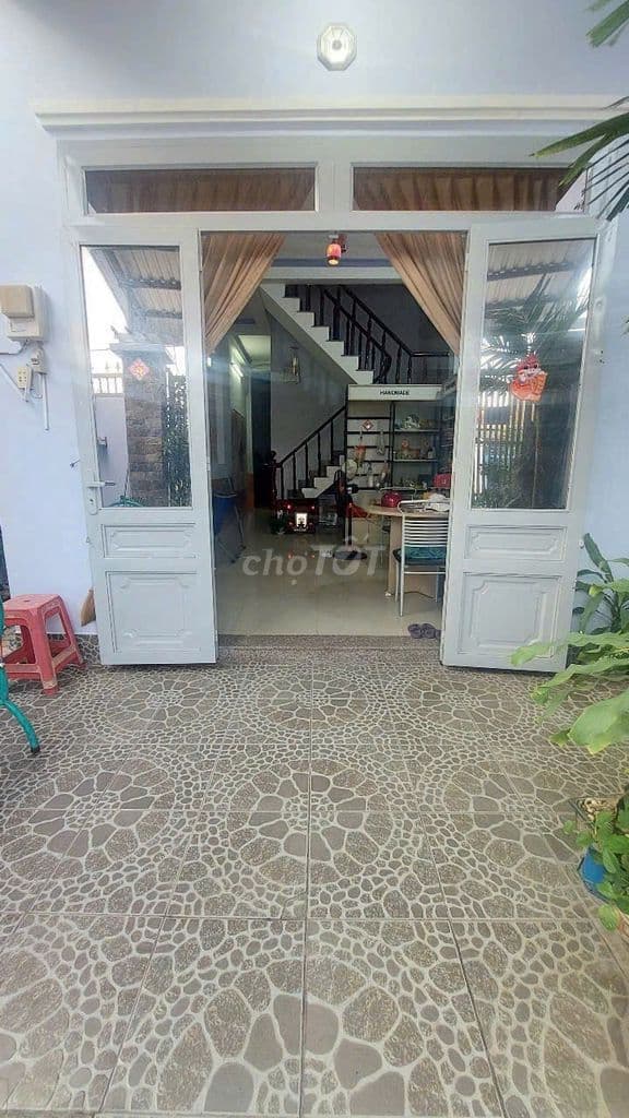 bán gấp căn nhà lầu 5m x19m1/20m ra Trần Thị Bốc,Thới Tam,Thôn,Hóc Môn - Ảnh 2