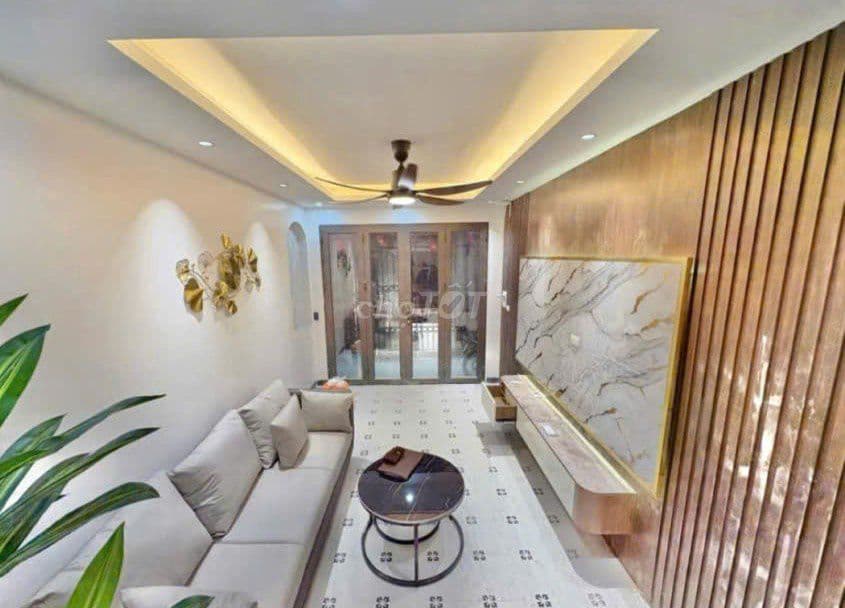 7.3 TỶ –4 TẦNG – 4 NGỦ – NGÕ THÔNG – TRƯƠNG ĐỊNH – TRẠI CÁ -HBT