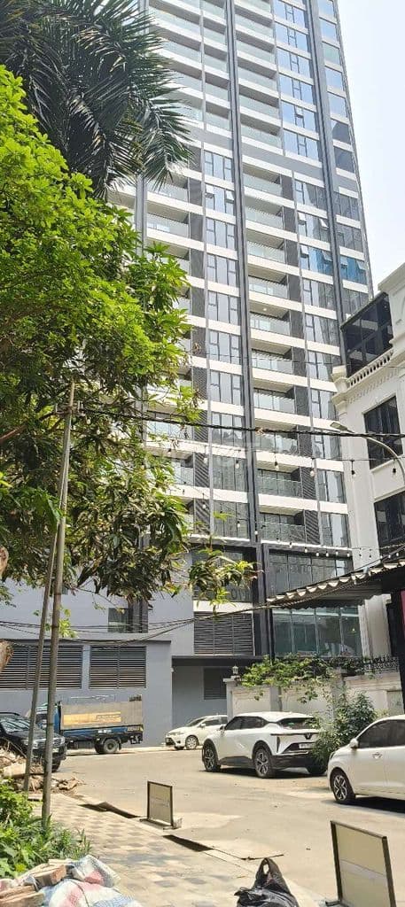 CẦN BÁN TÒA NHÀ 8 TẦNG MẶT HỒ TÂY NHẬT CHIÊU