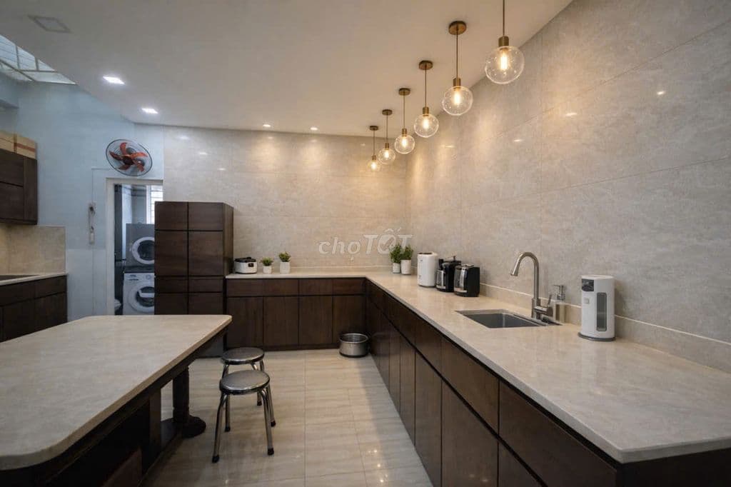 BÁN NHÀ TÂN HÒA ĐÔNG -10MX19M-5 TẦNG - THANGMÁY -HẺM ÔTÔ TRÁNH -GẤPBÁN - Ảnh 2