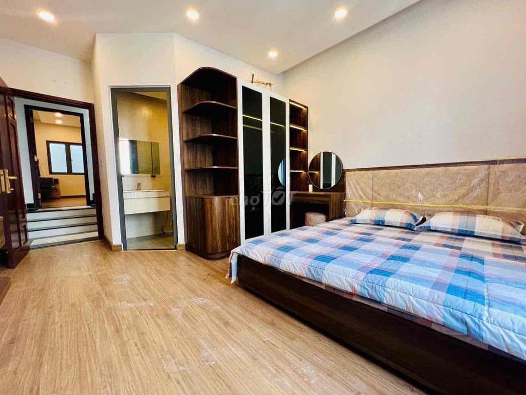 tôi cần bán căn gốc chung cư res 11 dt 84m2