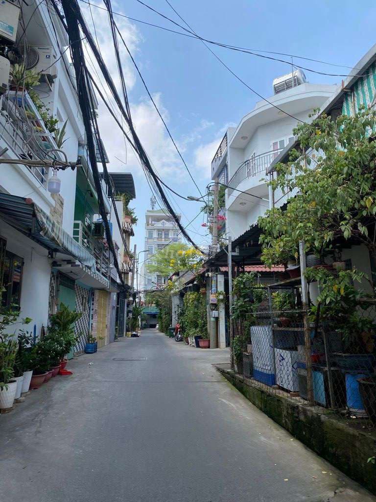 2TẦNG -1/ HXH - NGAY WINCOM NAM LONG -NGAG 6M -SỔ CHUẨN -3.X TL