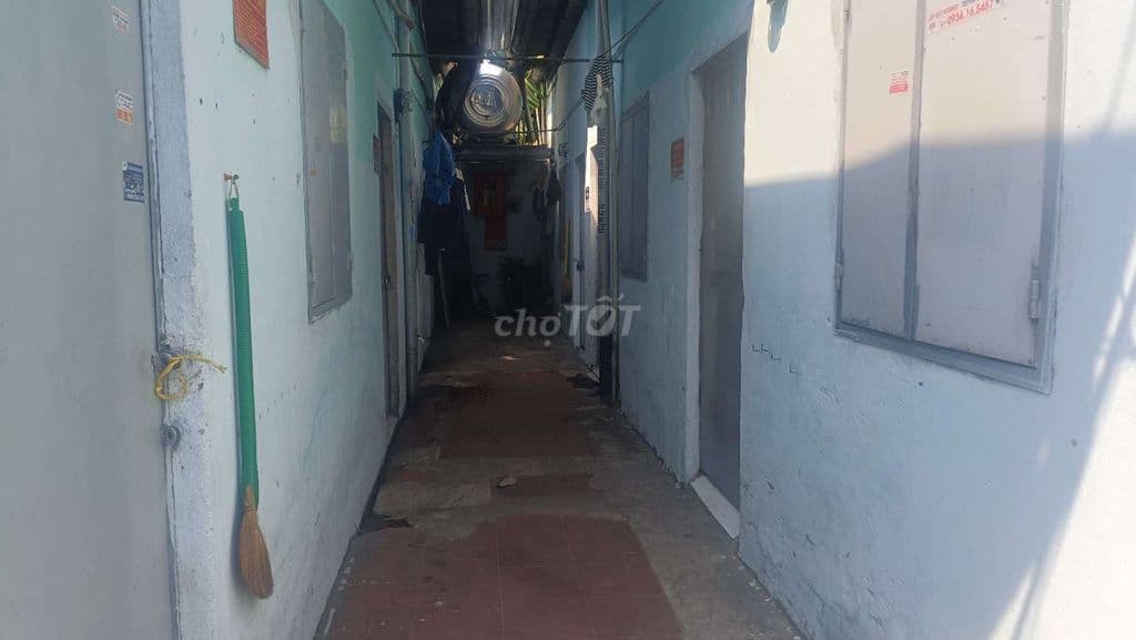 Nhà trọ 6 phòng 104m2, hẻm ngắn QL1A gần Bx An Sương xã Bà Điểm