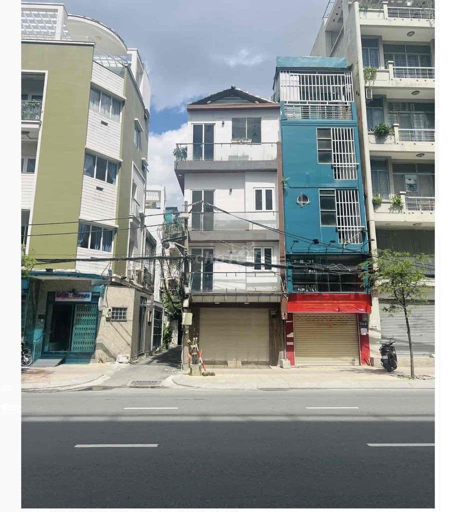 Góc 2 MT Đinh Bộ Lĩnh - Cho thuê 25tr/tháng