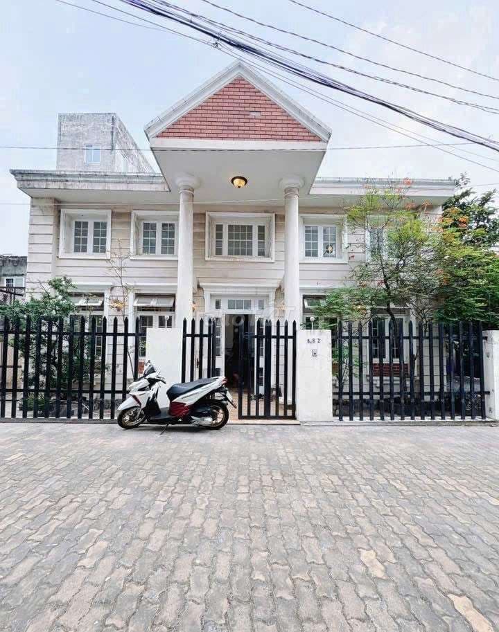 Biệt thự mini Xô Viết Nghệ Tĩnh, Phường 25, Bình Thạnh