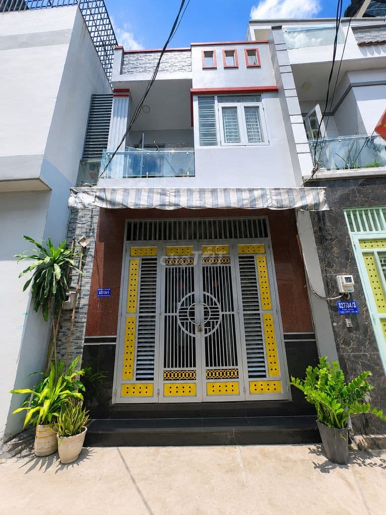 Bán nhà hẻm 827 Tỉnh Lộ 10, DT 4 x 17m, 2 tấm, 5.8 tỷ. Cạnh trường học - Ảnh 2