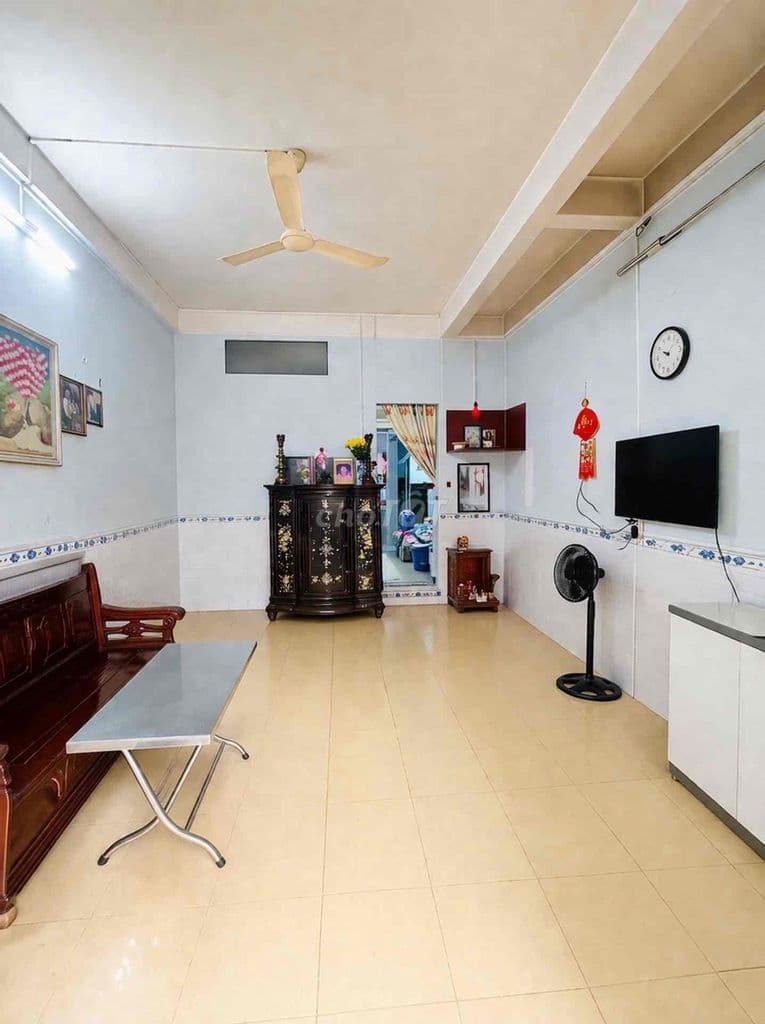 BÁN NHÀ - CƯ XÁ PHÚ LÂM A Q6 - NHÀ 3 TẦNG 72M2 (4.2X17M) NỞ HẬU 4.5M - Ảnh 2