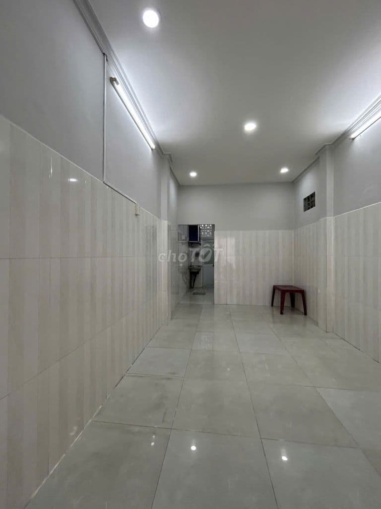 Nhà 3 tầng, hẻm ô tô đỗ cửa, CMT8, Tân Bình. - Ảnh 2