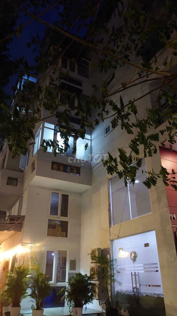 Bán nhà 2 mặt tiền đường Đặng Đại Độ, Khu Hưng Gia 1