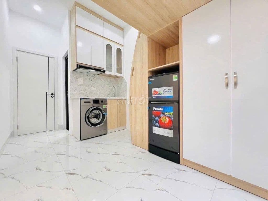 Giá 26 tỷ, 85m2 x 7 tầng thang máy ngõ rộng 3,5m cách ô tô tránh 10m