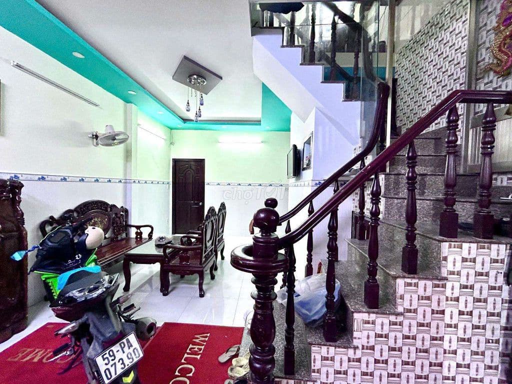 nhỉnh 6 7 tỷ sở hữu nhà đẹp 2 tầng trên 58,6 m2 tân bình, đồng đen - Ảnh 2