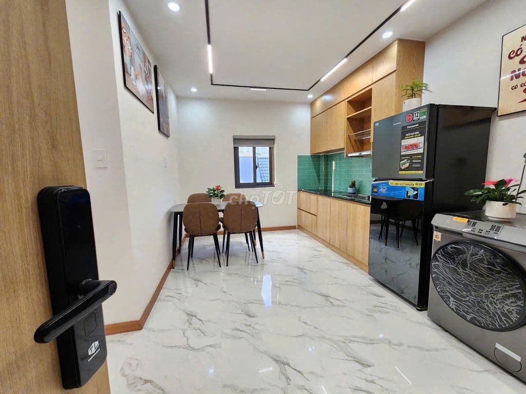 5 Tầng Giáp Mặt Tiền Trần Hưng Đạo nhà còn mới Giá 5,5 Tỷ - Ảnh 2