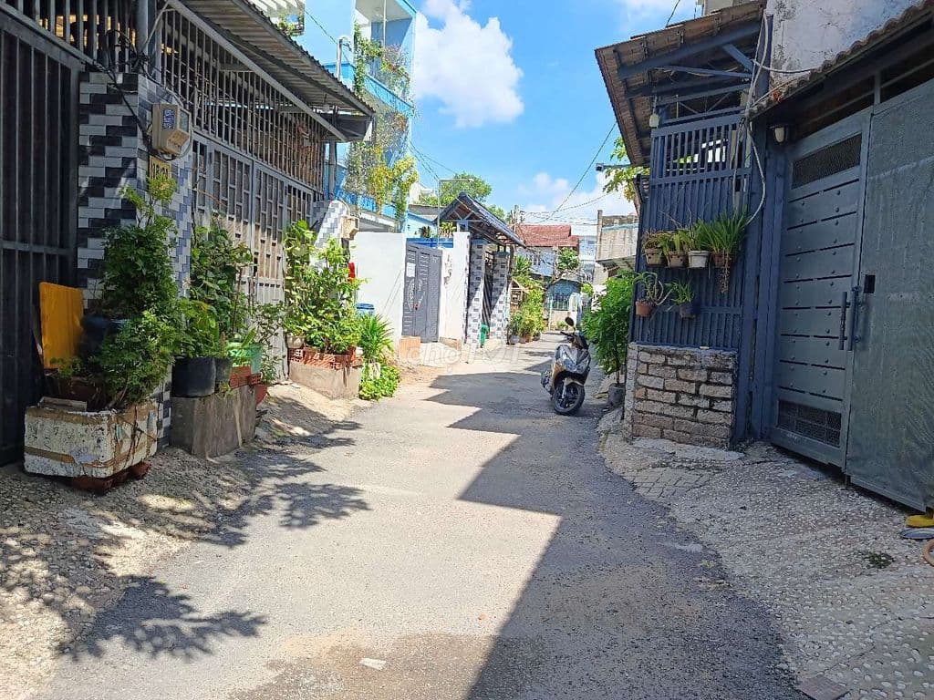 4,5 TỶ - NHÀ 2 TẦNG, 3PN - HẺM XE HƠI -67M2 - ĐS 8, LINH XUÂN - Ảnh 2
