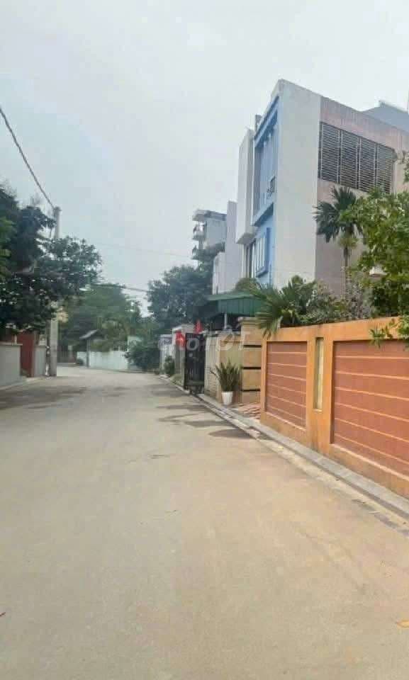 CHÍNH CHỦ E CẦN BÁN MẢNH ĐẤT DT 40M ĐẤT XÓM NHÌ VÂN NỘI GIÁ 2TỶ 9