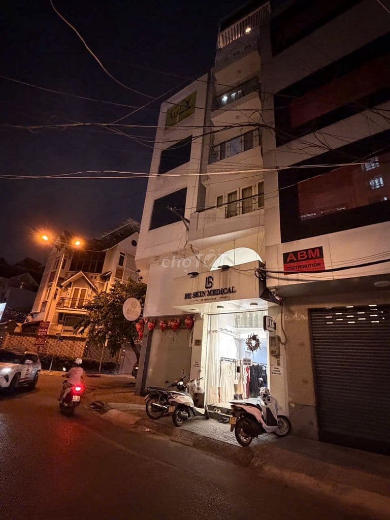 Nhà mặt tiền Cù Lao 7 tầng ngang giá hẻm xe hơi