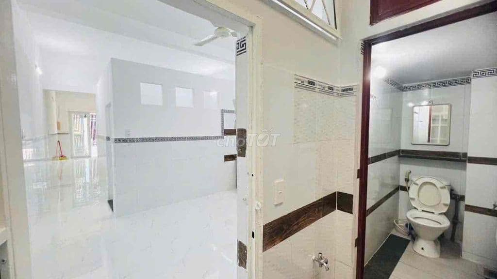 Nhà 2 Tầng Hẻm Xe Hơi Ngủ Trong Nhà - Cạnh KDC Lập Phúc - Ảnh 3