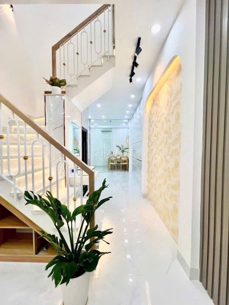 👉 Bán nhà 2 tầng DTSD 56m2 đường Nguyễn Duy Cung- Gò Vấp- nhỉnh 3 tỷ