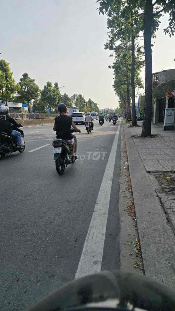 Bán đất ngay cạnh đường Phạm Văn Đồng phường Linh Tây Thủ Đức