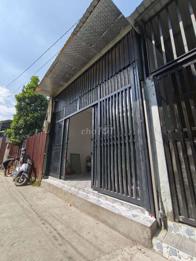 BÁN NHÀ CCVB 2TỶ3 HẺM 182 ĐƯỜNG 42