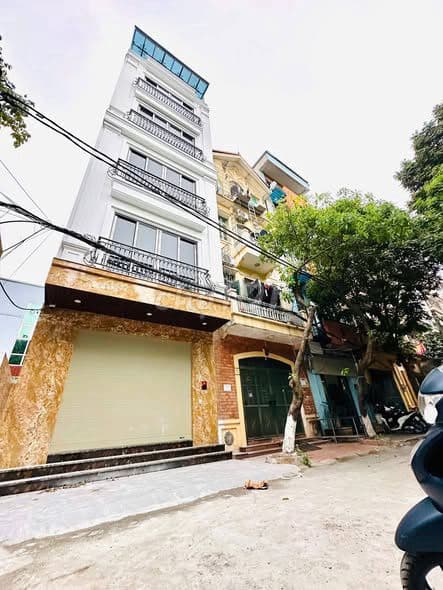 bán nhà Trần Vỹ 70m 6 tầng 28 tỷ thương lượng