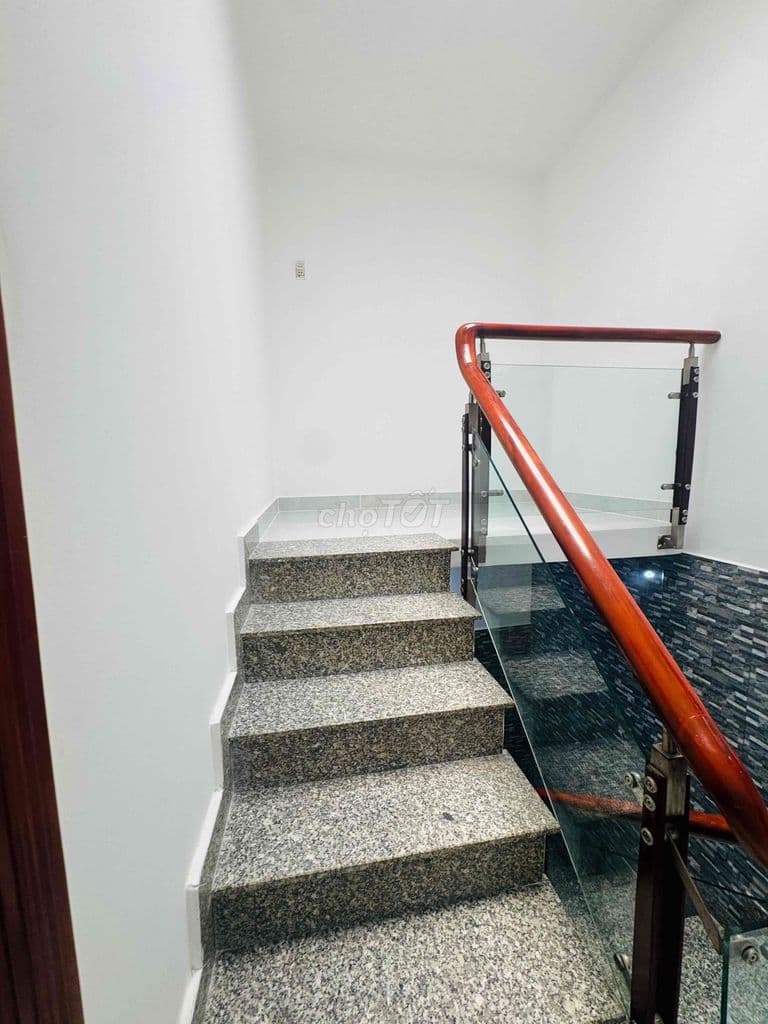 CHÍNH CHỦ BÁN NHÀ SHR SÂN XE HƠI 3PN ĐƯỜNG THÔNG Ô TÔ - Ảnh 3
