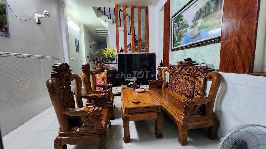 NHÀ GẦN NGUYỄN SƠN - Q.TÂN PHÚ, 4x15, 3 tầng, đúc thật, 4 TỶ X - Ảnh 2