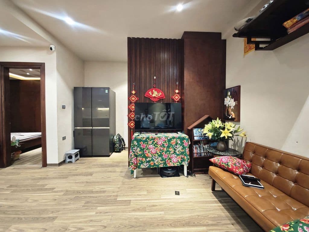 CHÍNH CHỦ NHỜ BÁN CC NAM TRUNG YÊN 52M - 5.1 TỶ - FULL NỘI THẤT