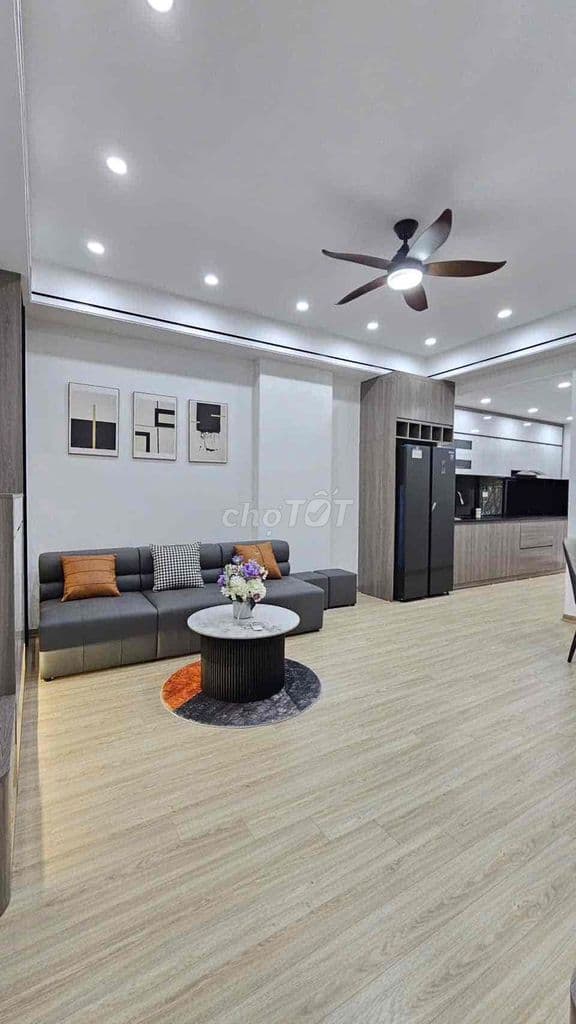 Cần bán căn 3 phòng ngủ sổ đỏ tại Nơ 4 bán đảo linh đàm - Ảnh 2