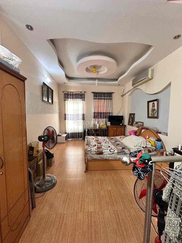 nhà KDC BÌNH HƯNG 4x10 4 tầng đối diện chợ bình hưng