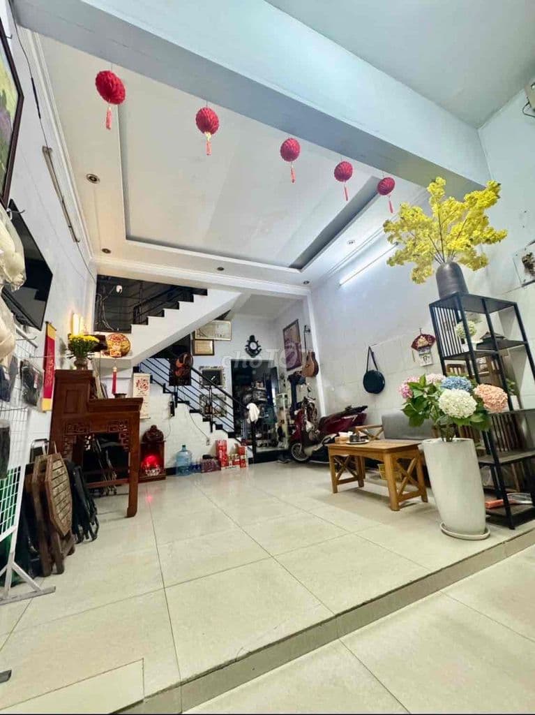 Bình Tân nhà 2 tầng DT 4x10m giá 4,9 tỷ - Ảnh 2