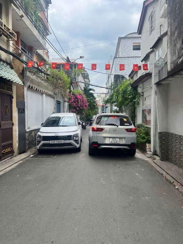 Lê Văn Sỹ hẻm ô tô né nhau vị trí cực hiếm nhà đẹp 5 tầng